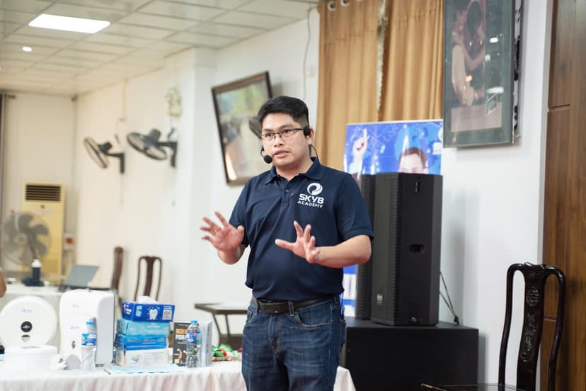 Tuấn Nguyễn hướng dẫn